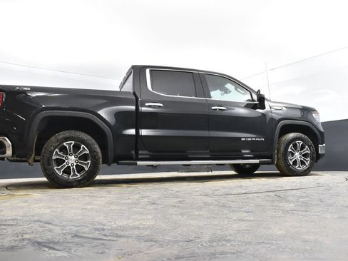 Used 2024 GMC Sierra 1500 SLT w/ X31 Off-Road Package AWD/4WD image 48