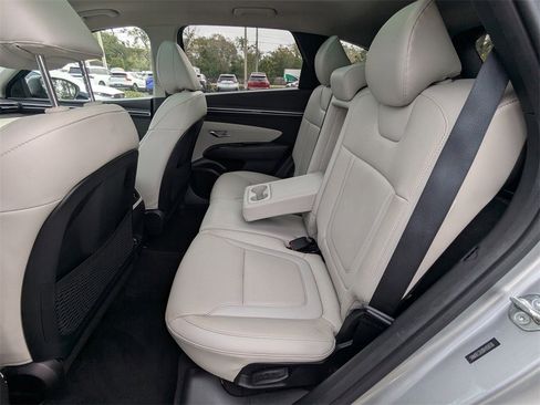 Used 2024 Hyundai Tucson Limited image 15