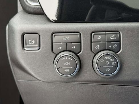 Used 2025 Chevrolet Silverado 1500 RST w/ Convenience Package II image 19