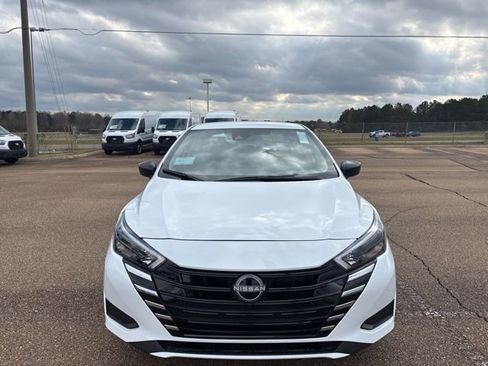 New 2025 Nissan Versa S image 6