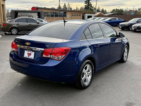 Used 2012 Chevrolet Cruze LT image 7