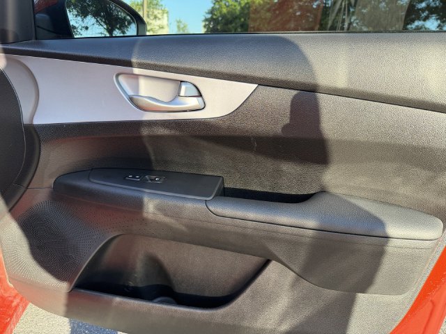 Certified 2024 Kia Forte LXS w/ LXS Technology Package FWD image 34