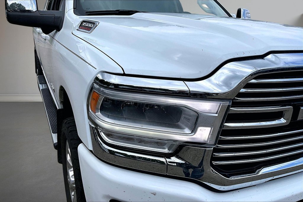 Used 2023 RAM 3500 Laramie AWD/4WD image 30