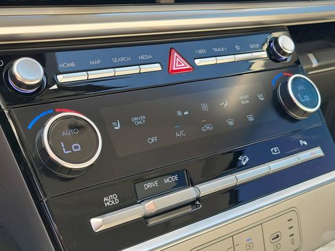 New 2026 Hyundai Santa Fe SEL FWD image 23