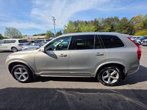 Used 2017 Volvo XC90 T6 Inscription w/ Vision Package image 8