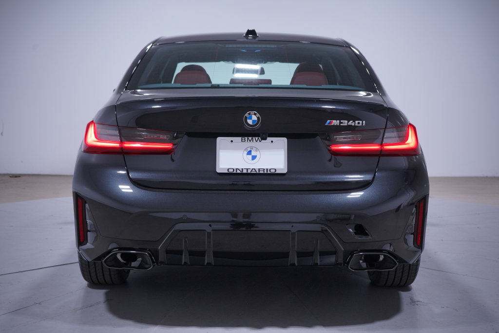 New 2026 BMW M340i w/ Shadowloine Package RWD image 5