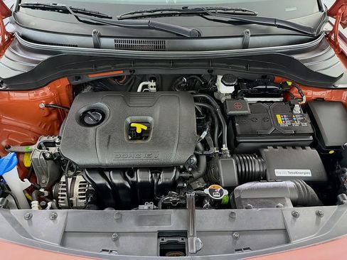 Used 2025 Kia Soul LX w/ LX Technology Package FWD image 29