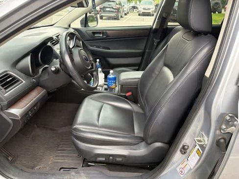 Used 2018 Subaru Outback 2.5i Limited AWD/4WD image 24
