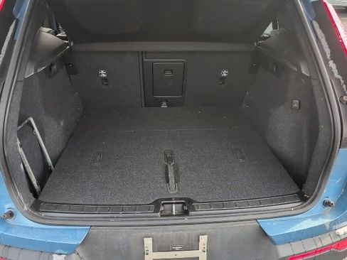 Used 2023 Volvo XC40 B5 Plus w/ Driver Assist Package image 19