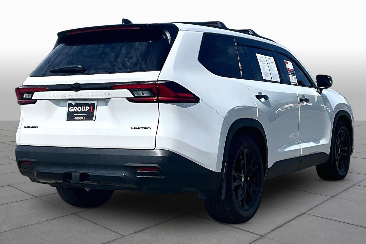Certified 2025 Toyota Grand Highlander AWD Hybrid image 12