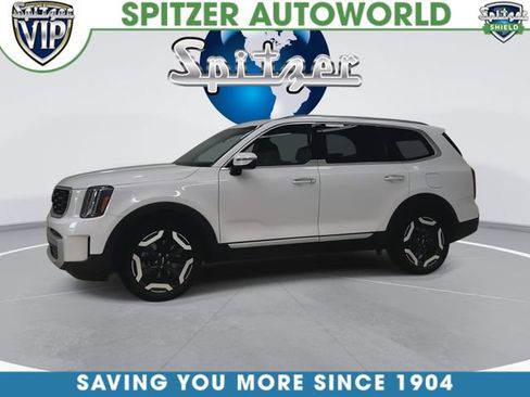 Certified 2024 Kia Telluride S FWD image 6