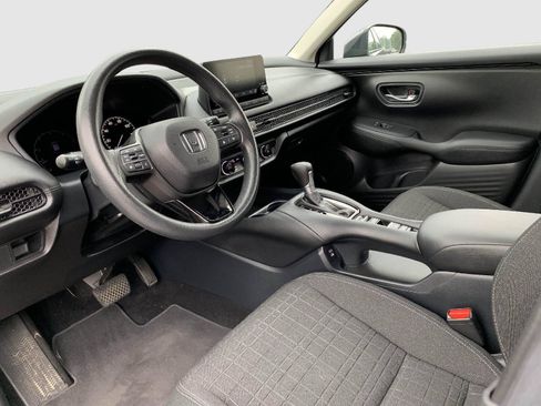 Certified 2024 Honda HR-V LX image 28