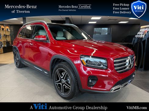 Used 2026 Mercedes-Benz GLB 250 4MATIC image 1