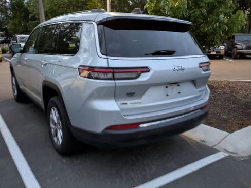 Used 2021 Jeep Grand Cherokee L Limited image 4