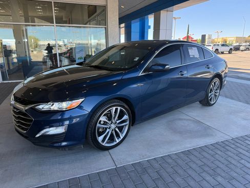 Used 2019 Chevrolet Malibu Premier w/ Sun and Wheel Package image 1