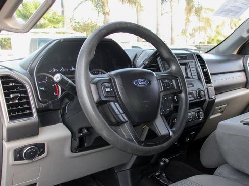 Used 2019 Ford F550 4x4 Crew Cab Super Duty image 18