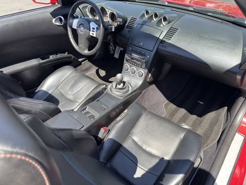Used 2005 Nissan 350Z Touring image 45