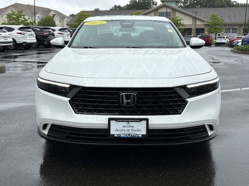Used 2023 Honda Accord EX image 6