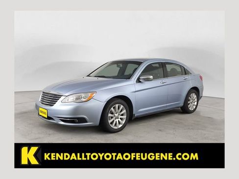 Used 2013 Chrysler 200 Limited w/ Sun/Sound Group image 1