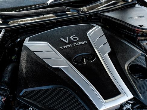 Used 2016 INFINITI Q50 3.0t Premium w/ Driver Assistance Package image 52