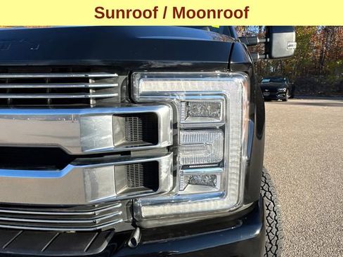 Used 2018 Ford F350 Limited image 5