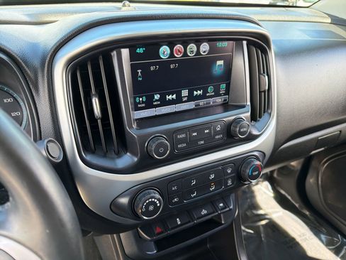 Used 2016 Chevrolet Colorado LT w/ LT Convenience Package image 23