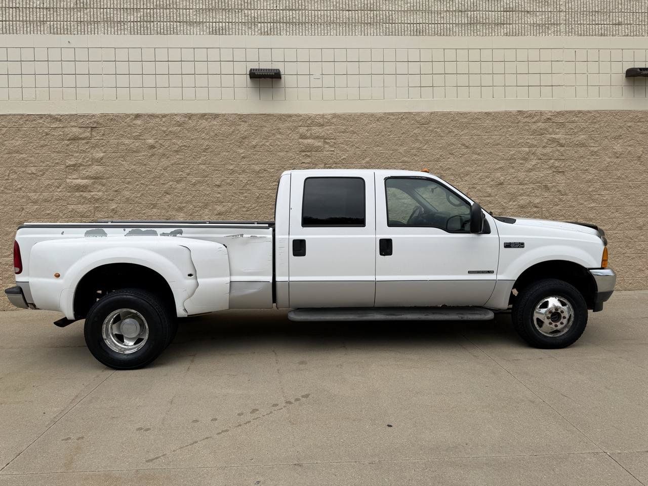 Used 2001 Ford F350 4x4 Crew Cab DRW Super Duty image 5
