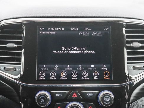 Used 2019 Jeep Grand Cherokee Laredo w/ Laredo X Package image 19