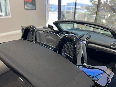Used 2019 Porsche 718 Boxster S image 36