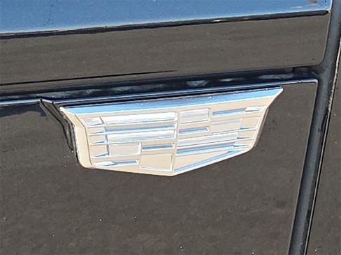 New 2025 Cadillac Lyriq Luxury image 10