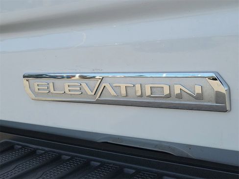 Used 2023 GMC Sierra 1500 Elevation image 7