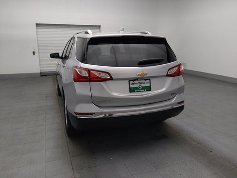 Used 2018 Chevrolet Equinox Premier FWD image 6