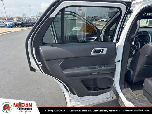 Used 2014 Ford Explorer XLT w/ Equipment Group 202A FWD image 22