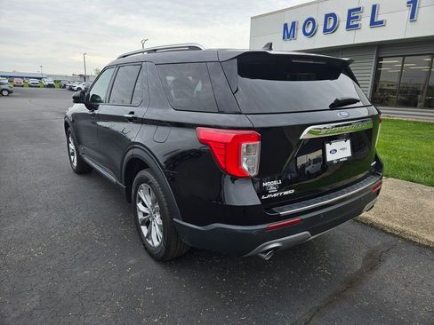 Used 2023 Ford Explorer Limited AWD/4WD image 8