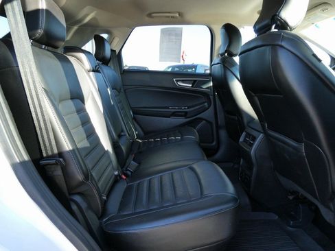 Used 2018 Ford Edge SEL w/ Equipment Group 201A image 15