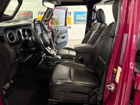 Used 2021 Jeep Wrangler Unlimited Sahara w/ Cold Weather Group image 8