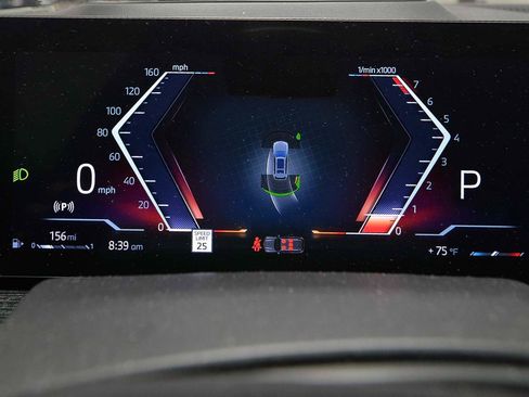 Certified 2024 BMW X7 xDrive40i w/ M Sport Package image 15