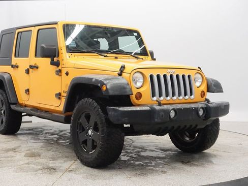 Used 2012 Jeep Wrangler Unlimited Sport image 9