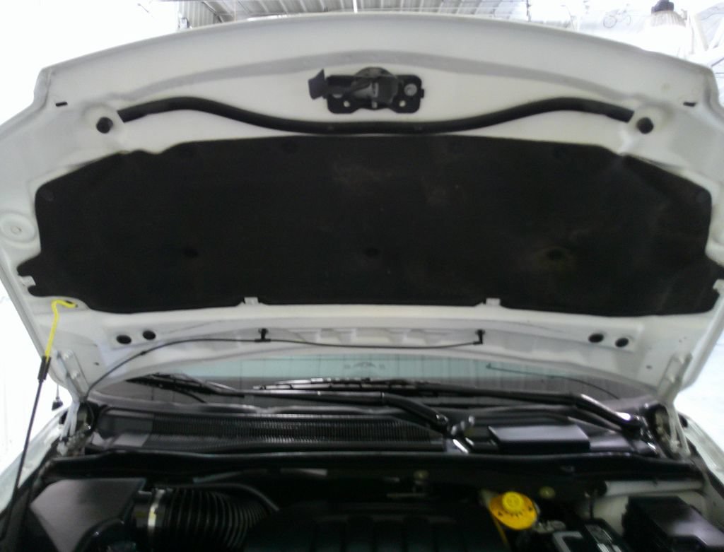 Used 2014 Chrysler Town & Country Touring FWD image 47