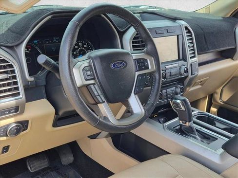 Used 2015 Ford F150 Lariat w/ Equipment Group 502A Luxury AWD/4WD image 9