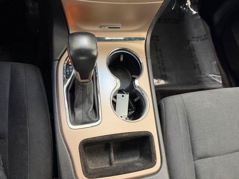 Used 2016 Jeep Grand Cherokee Laredo RWD image 39