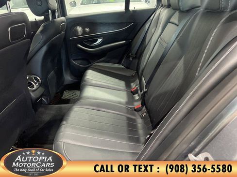 Used 2018 Mercedes-Benz E 400 4MATIC Sedan image 16