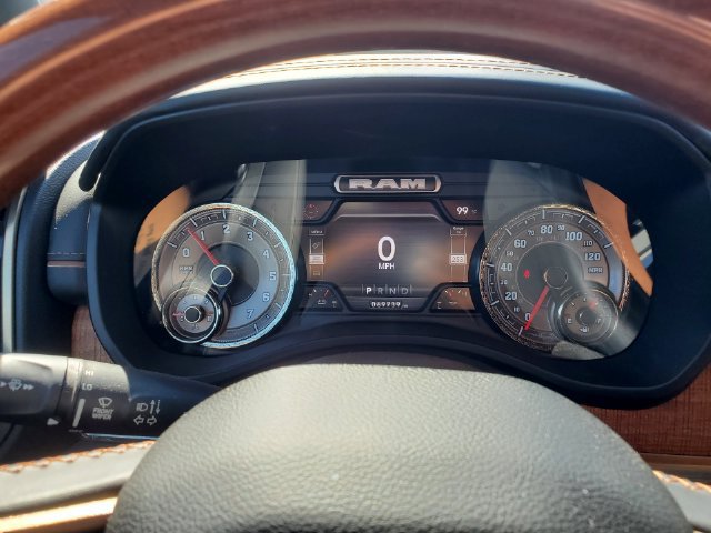 Used 2022 RAM 1500 Limited AWD/4WD image 11