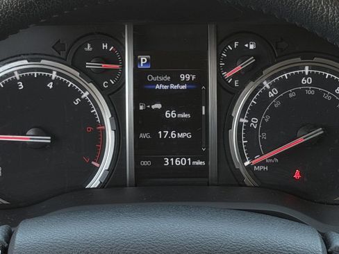 Used 2024 Toyota 4Runner TRD Off-Road Premium w/ Off Road Premium Plus Package AWD/4WD image 16