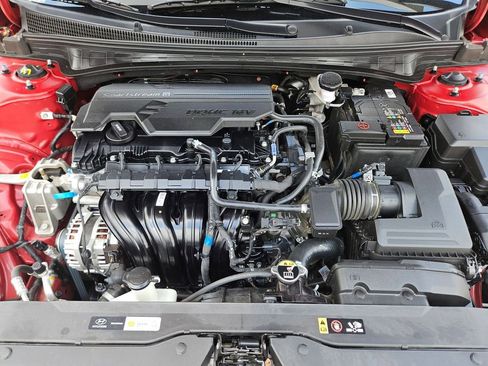 Used 2025 Hyundai Elantra SEL FWD image 23