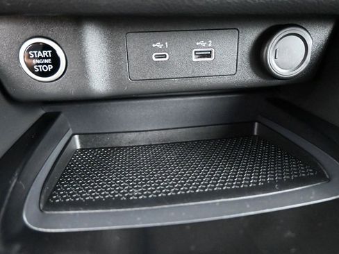 Used 2023 Nissan Rogue SV FWD image 12