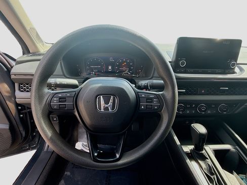 Certified 2023 Honda Accord EX image 10