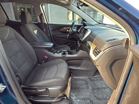 Used 2021 GMC Terrain SLE w/ Driver Convenience Package AWD/4WD image 18