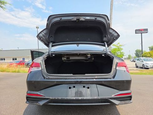 Certified 2023 Hyundai Elantra Limited FWD image 27