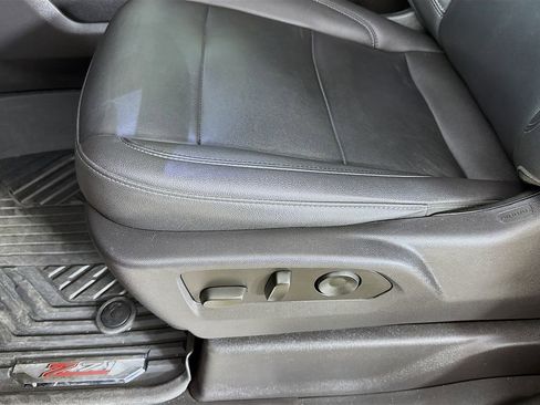 Used 2023 Chevrolet Silverado 1500 LT Trail Boss w/ LT Trail Boss Premium Package AWD/4WD image 10